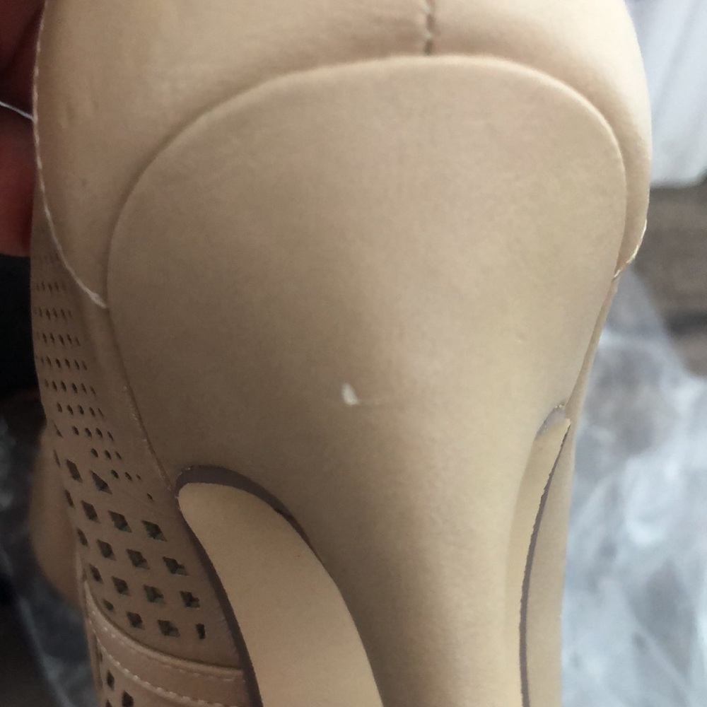 Stilettos - Picture 4 of 4